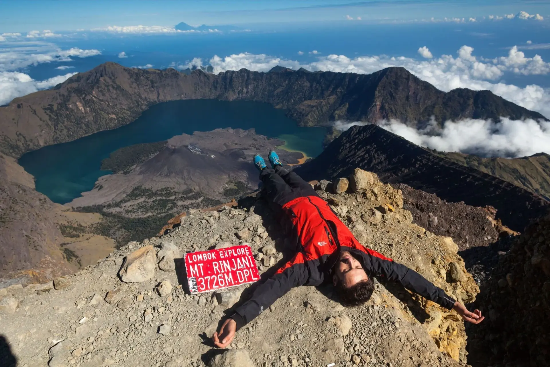 GUNUNG RINJANI Indonesia